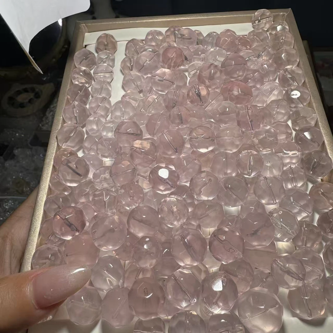 超透几乎无冰纹粉水晶菠萝珠单颗价
