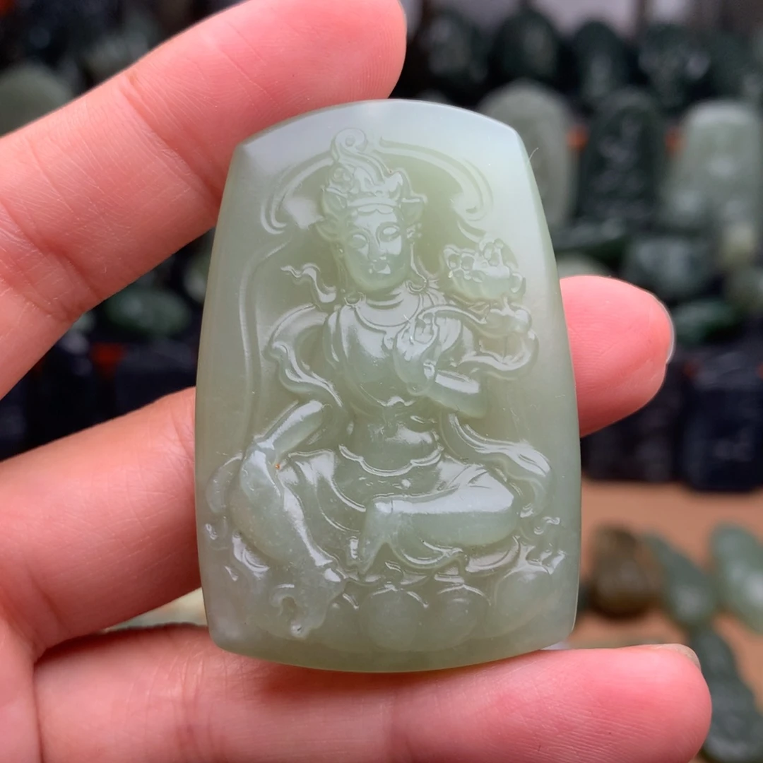 和田玉未镶嵌颈饰挂件56