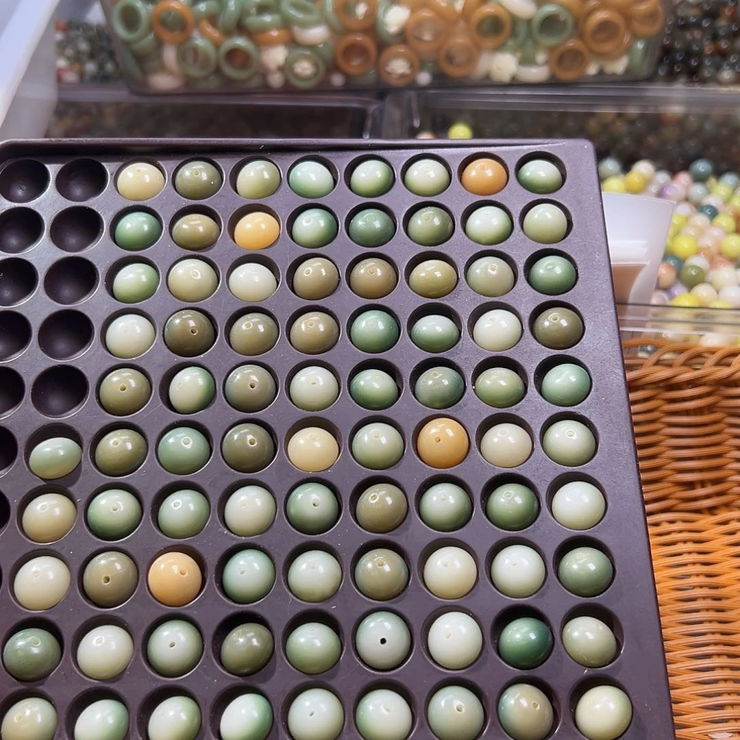 白玉菩提吊坠盛*20的