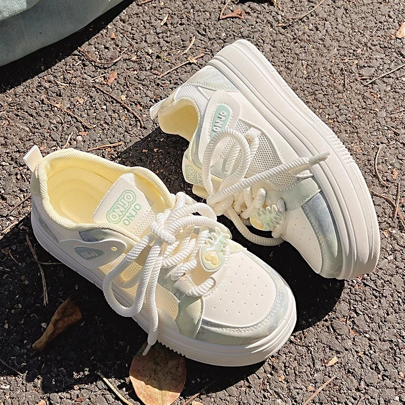 烈日夏季女鞋小白鞋女2025新款透气网面鞋百搭小众面包鞋厚底运动