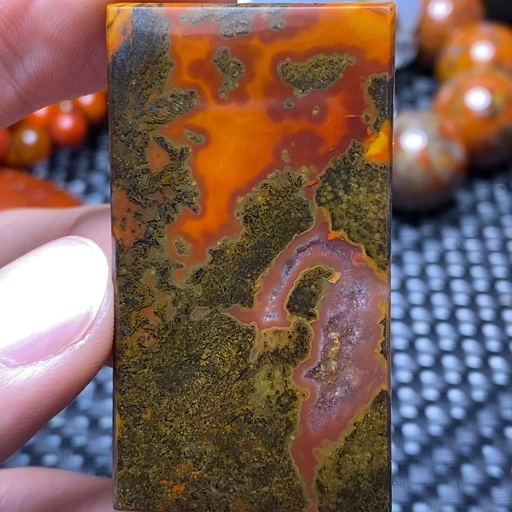 玛瑙/玉髓颈饰未镶嵌易*