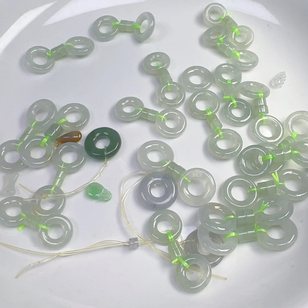 翡翠散珠冰圈圈一对