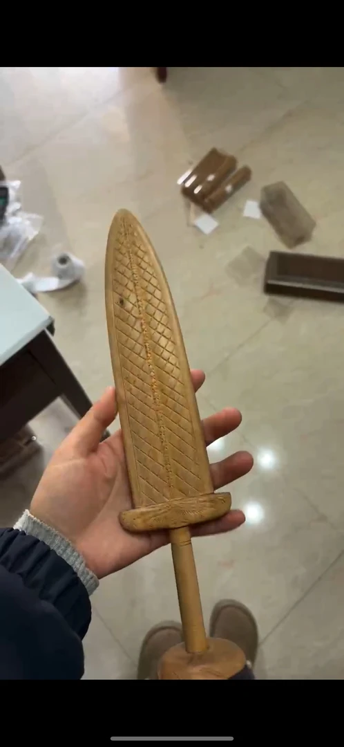 印度老山檀香雕刻件
