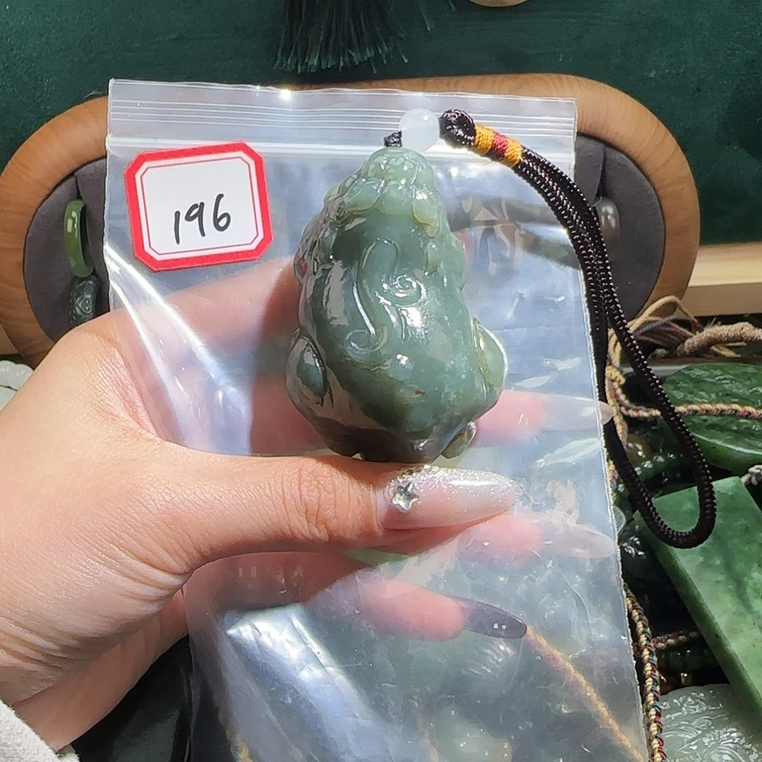 和田玉未镶嵌珠宝半成品