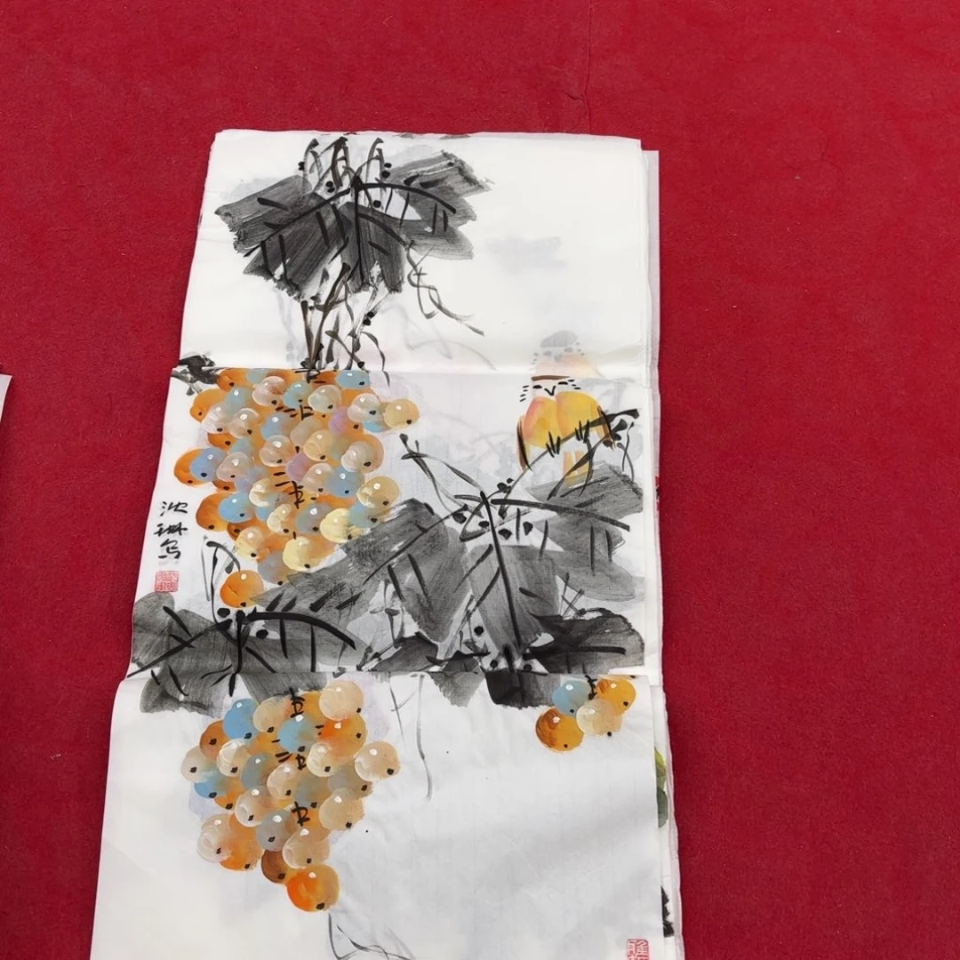 国画花鸟等图案和造型各有