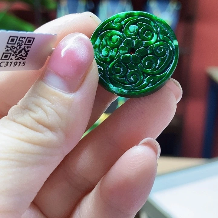 翡翠未镶嵌颈饰吊坠