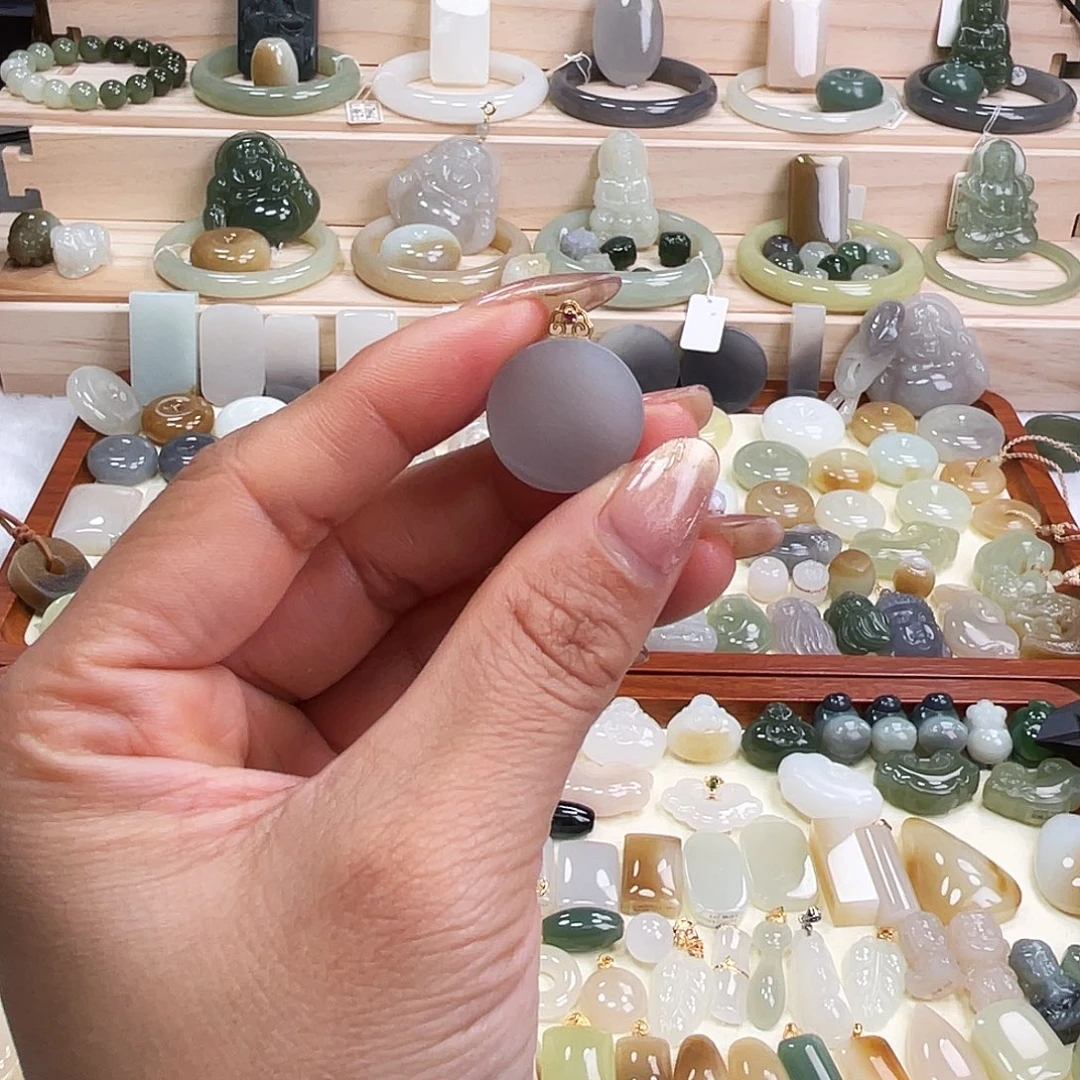 和田玉18K金镶嵌吊坠(不含链)