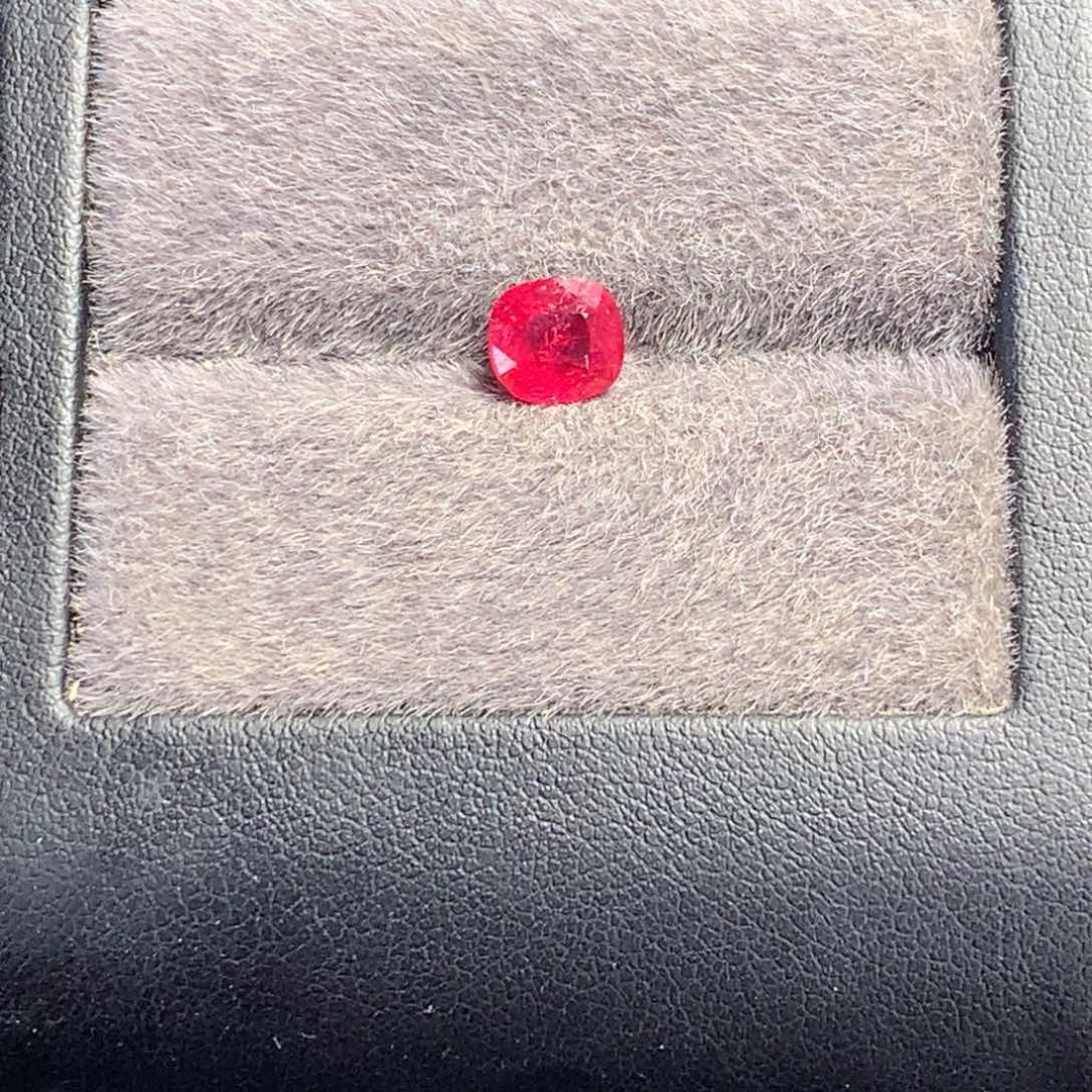 裸石尖晶石缅甸抹谷天然无烧1.3ct