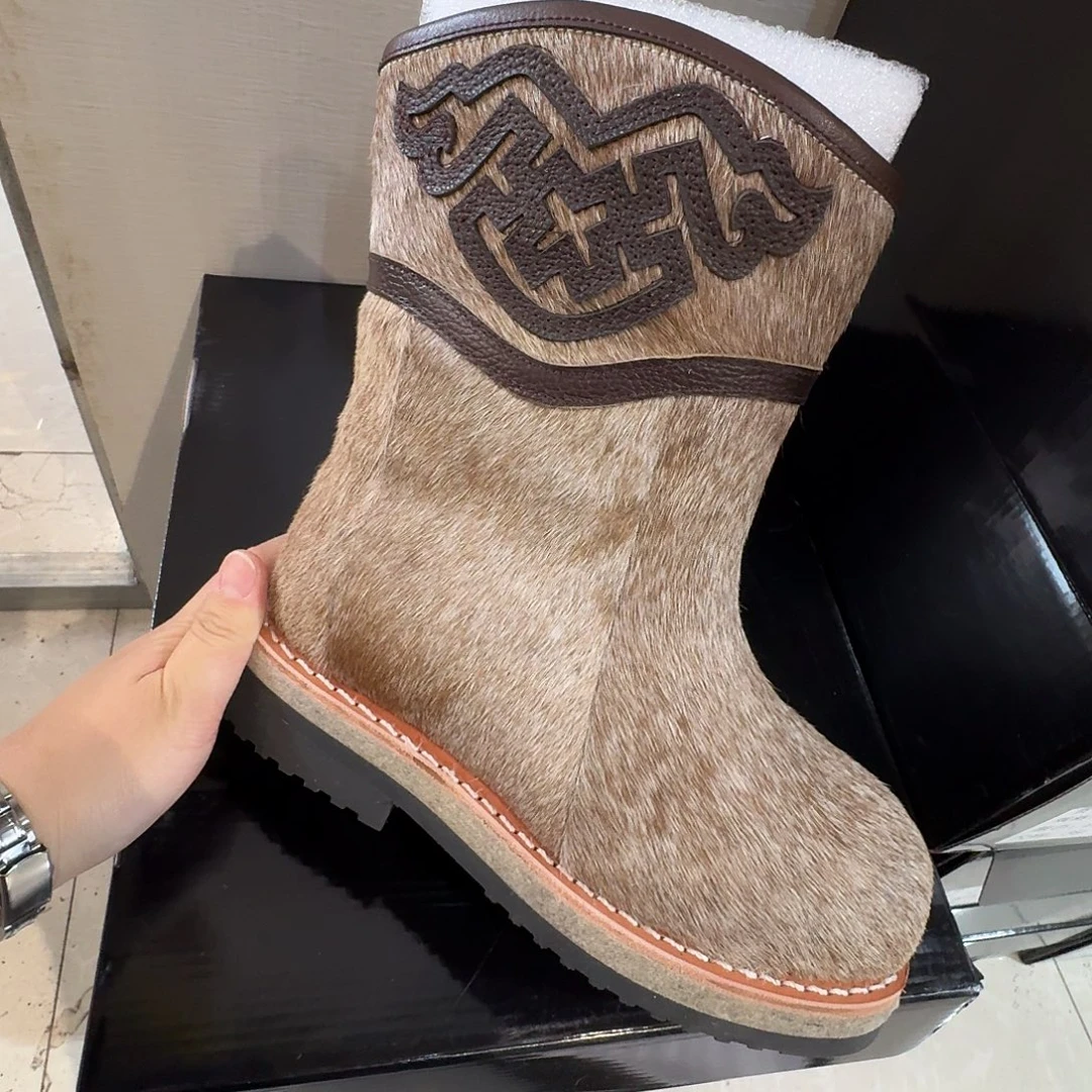 35码女士马毛靴加厚图片色