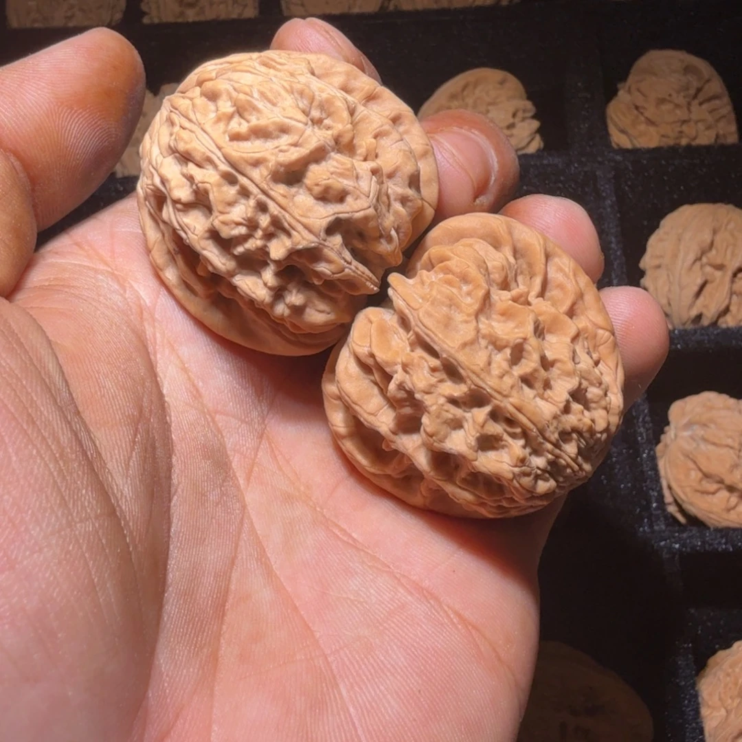 吊坠文玩核桃暴雪