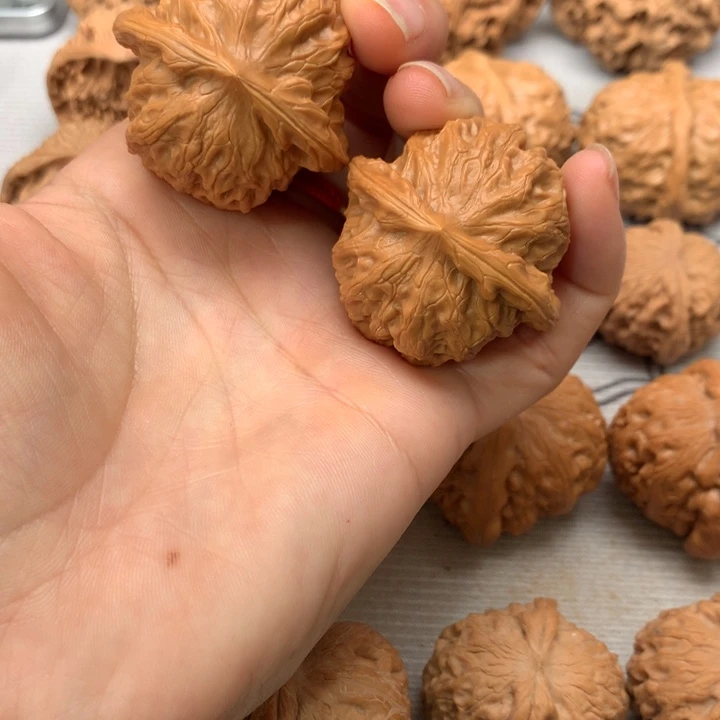 文玩核桃把件红双喜40