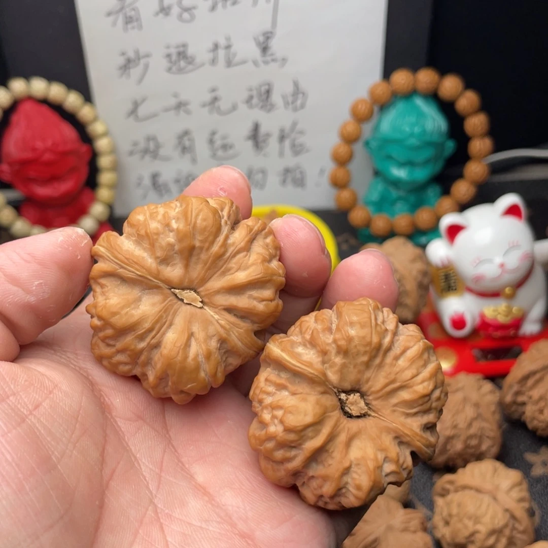 核桃把件大****收43蛤蟆头无刀