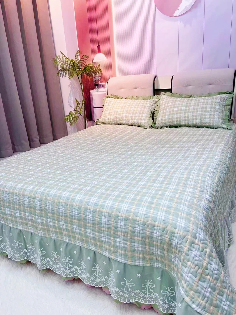 《清风》M春夏新款绗缝泡泡 棉绗绣双层刺绣蕾丝花边床盖可机洗