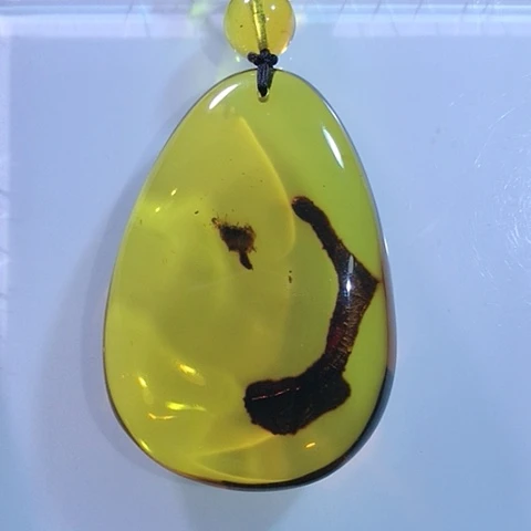 琥珀颈饰未镶嵌福利特色植物悟道吊坠