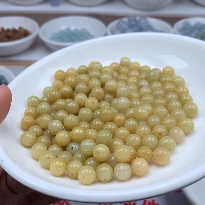 翡翠散珠25颗翡翠卡7.6