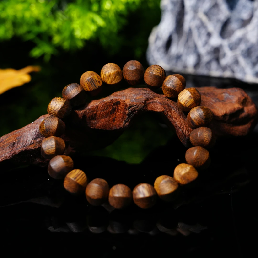 沉香『祖传迦南香』奇楠灯笼珠1.1单圈多样性发起其一