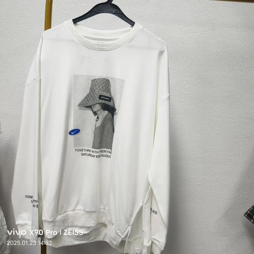 唯琳剪标 C2-3-9906款  靓女草帽图圆领长袖卫衣