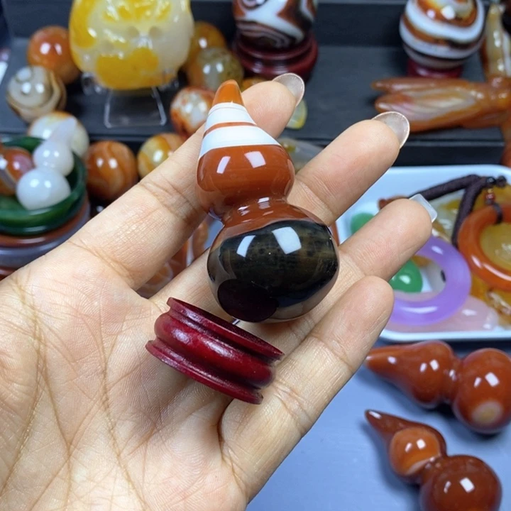玛瑙/玉髓未镶嵌珠宝半成品田**笛