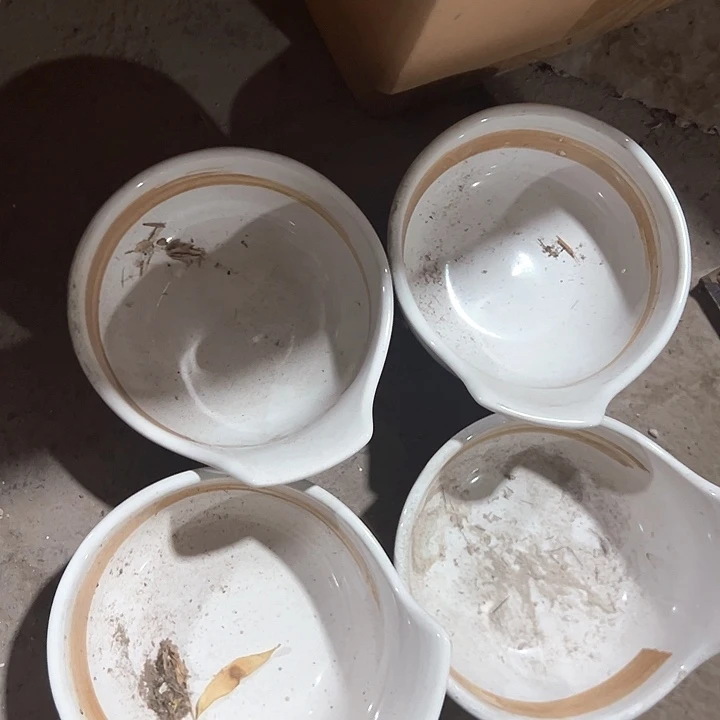 陶瓷盘子碗啥都有摆件