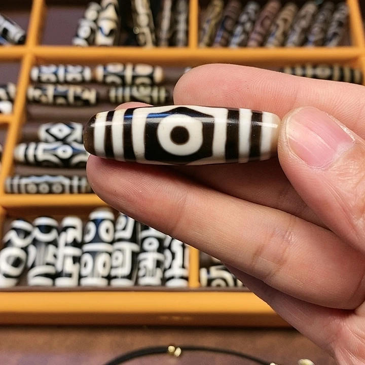 玛瑙/玉髓颈饰未镶嵌花*蛋