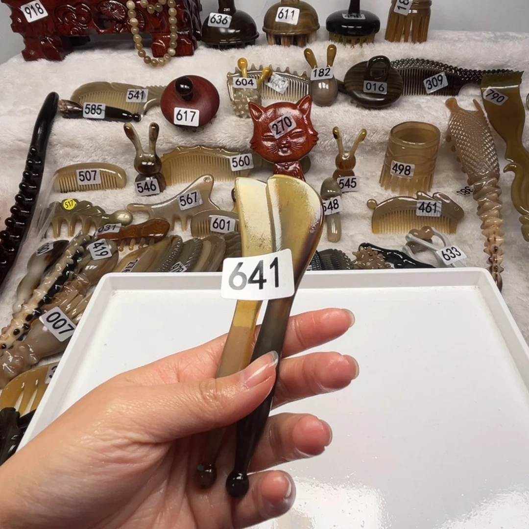 温***媒牛角牛角牛角牛角梳