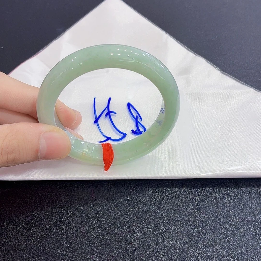 未镶嵌手镯翡翠翡翠手镯