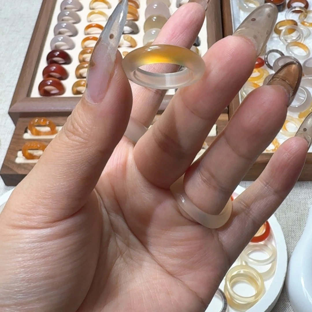 未镶嵌戒指玛瑙/玉髓452港12