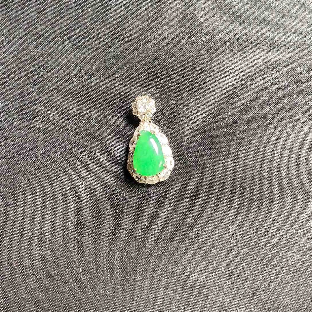 颈饰银S925镶嵌翡翠11111111