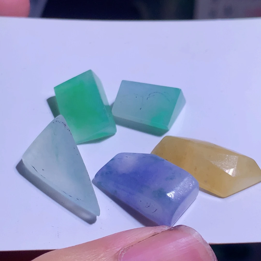 未镶嵌定制翡翠翡翠