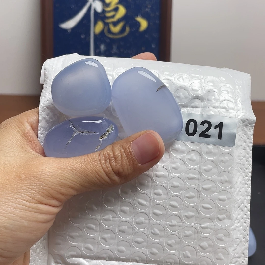 玛瑙/玉髓未镶嵌珠宝奇石
