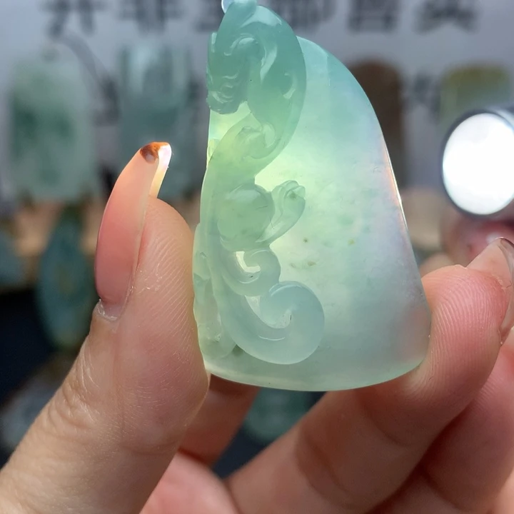 定制翡翠未镶嵌天然翡翠