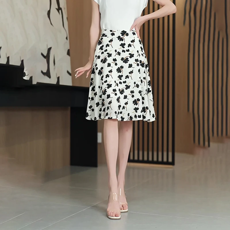2025夏季新款a字碎花裙女垂感中长款高腰显瘦通勤半身裙气质裙子