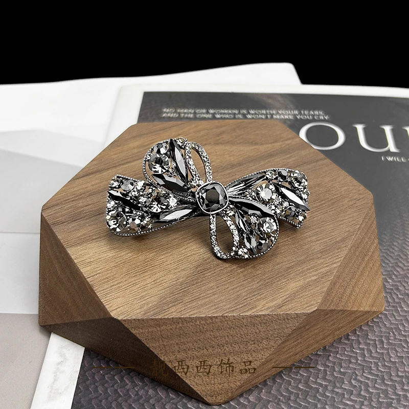 【LXX靓西西】348 轻奢飘带蝴蝶结设计风镂空6.2厘米弹簧夹