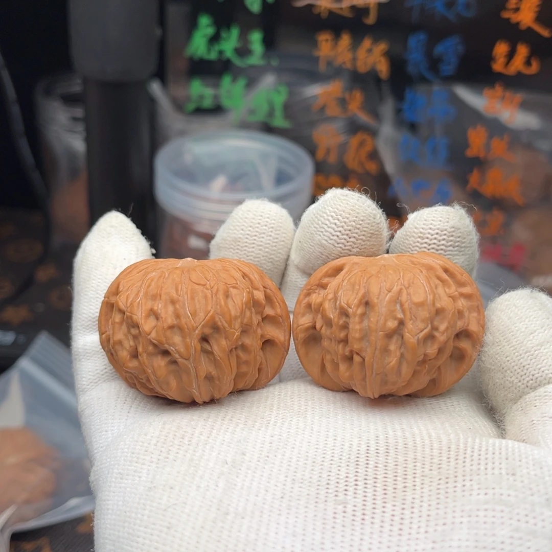 文玩核桃吊坠磨盘