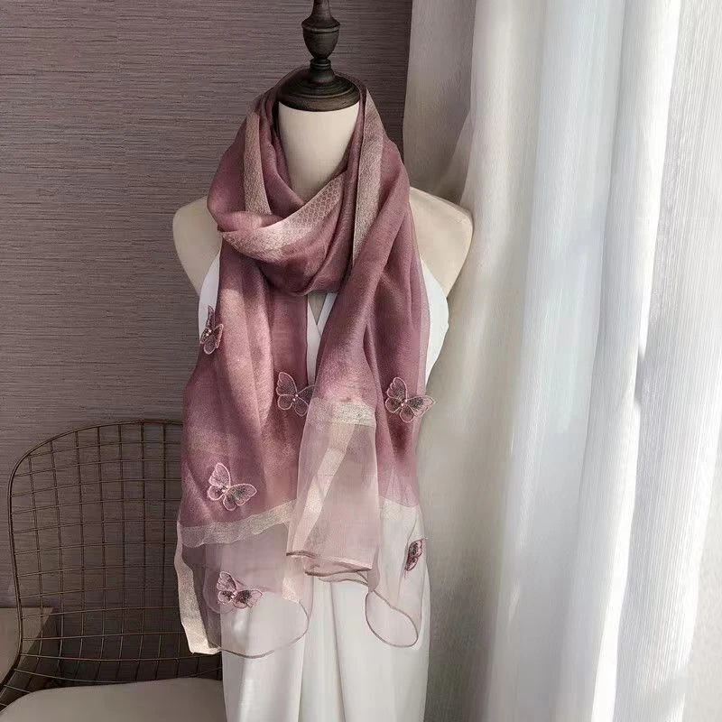 紫色蝴蝶翩翩款 刺绣围巾175*75左右微瑕