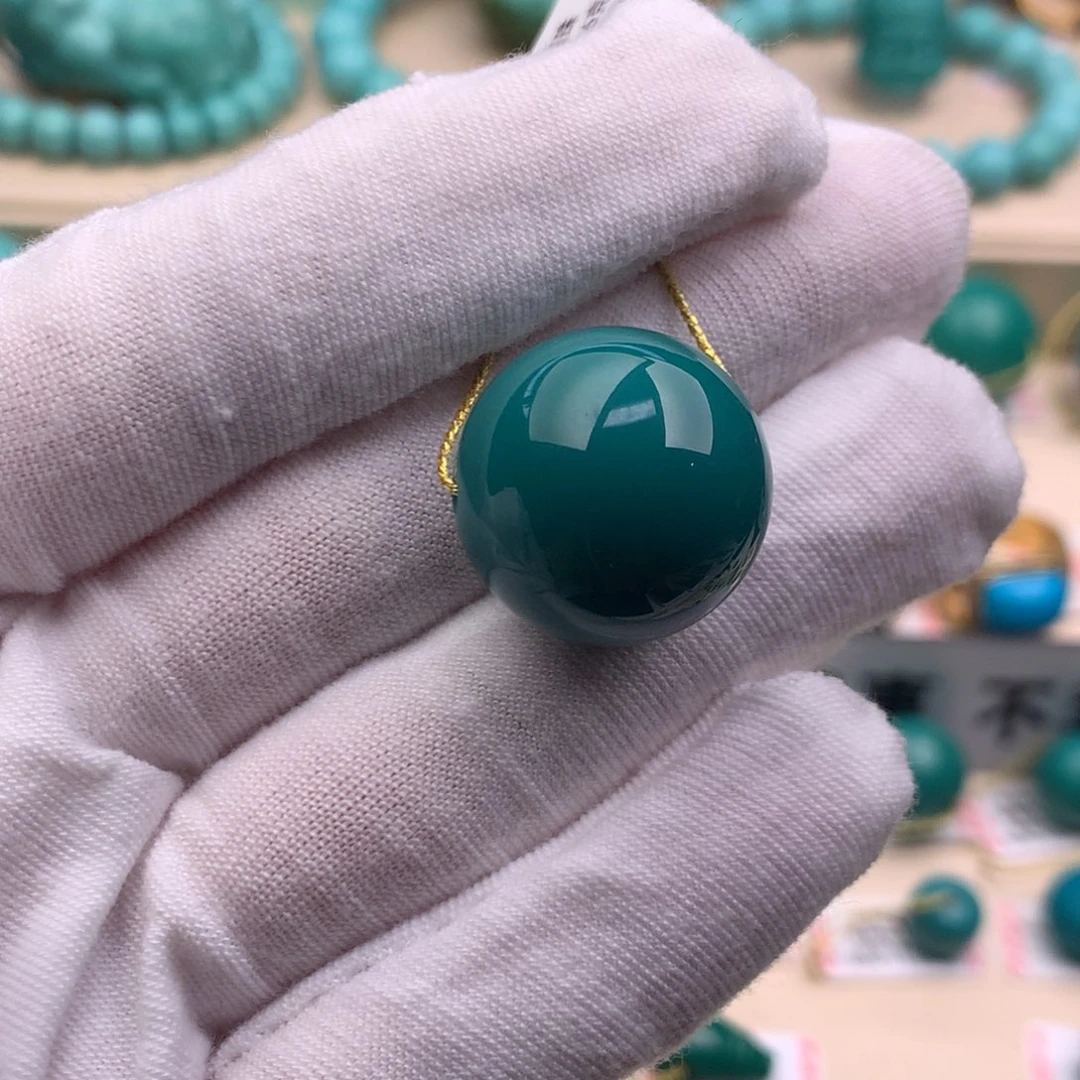 绿松石未镶嵌珠宝奇石19.7