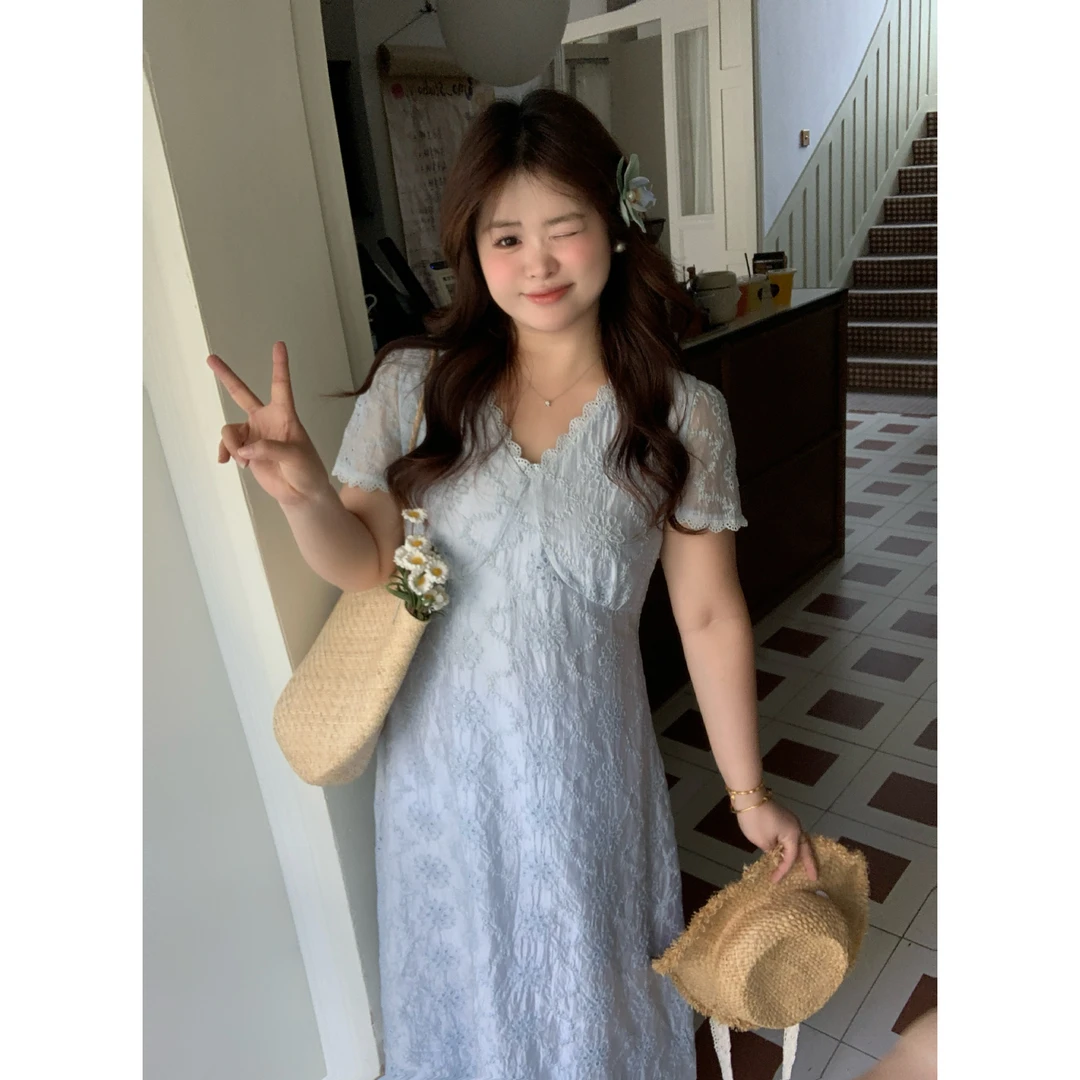 【峦影漫游】大头婷微胖夏季连衣裙镂空绣花V领短袖高腰长裙