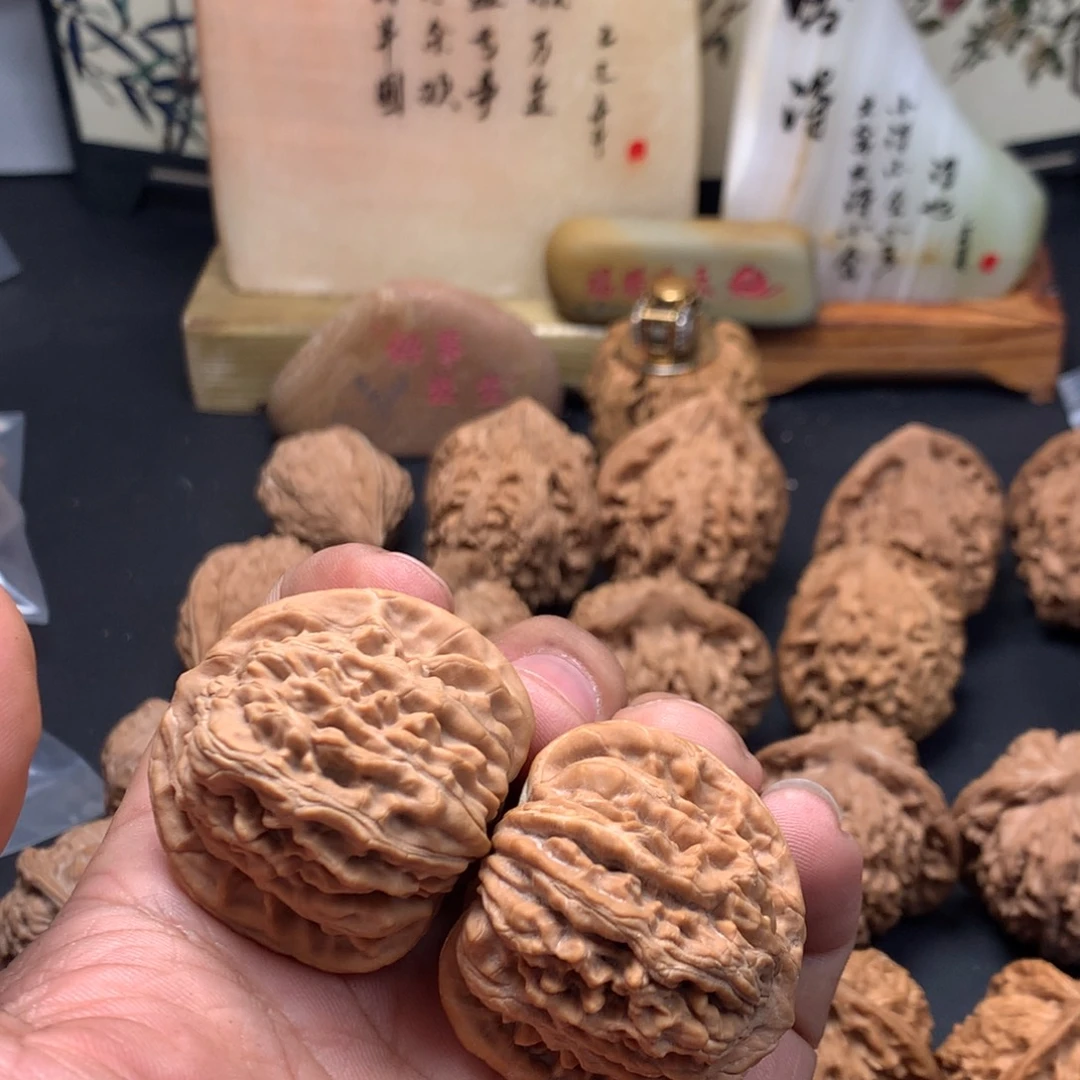 阿****文玩核桃把件四座楼