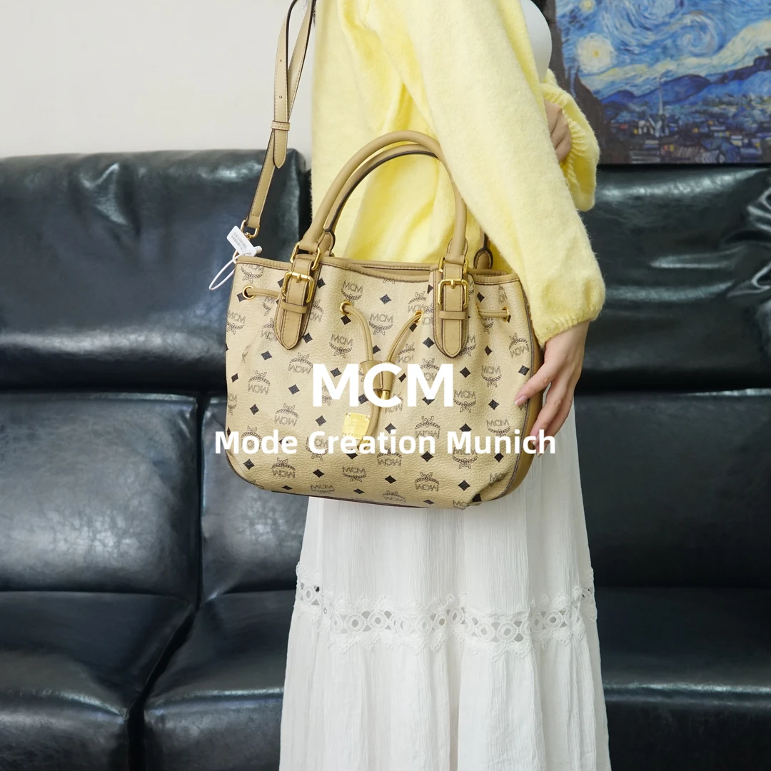 95新 MCM 白色斜跨单肩托特/AR06419560/9560