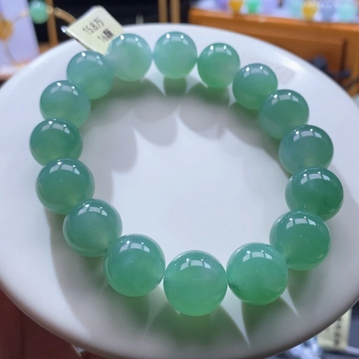 翡翠未镶嵌吊坠(不含链)翡翠满油阳绿手串