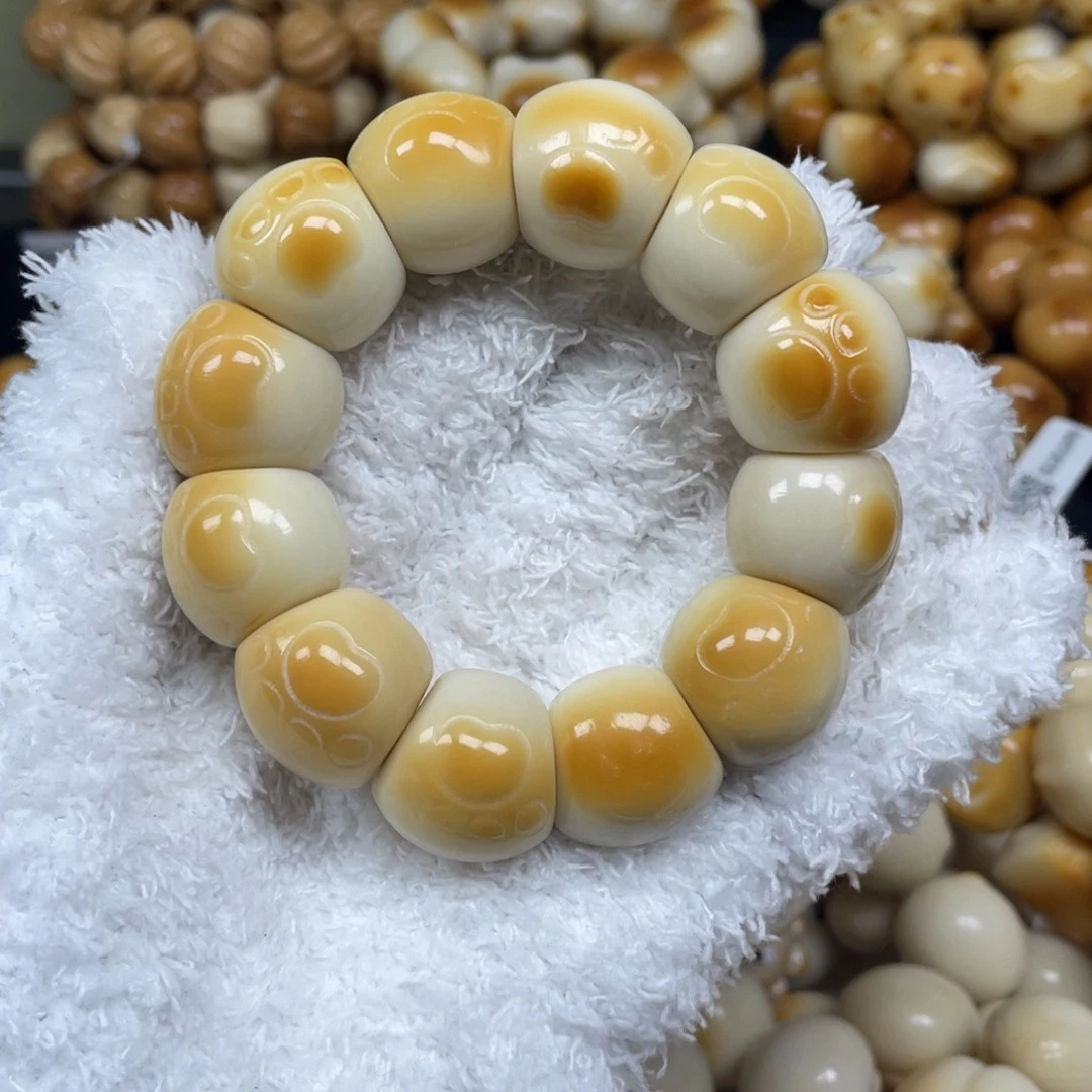 手串菩提根/象牙果12.28.52微瑕熊猫