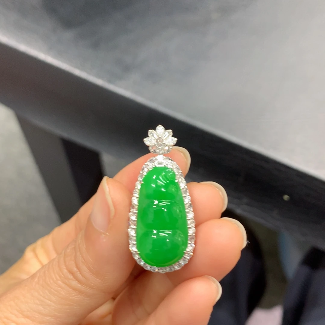 翡翠18K金镶嵌吊坠(不含链)