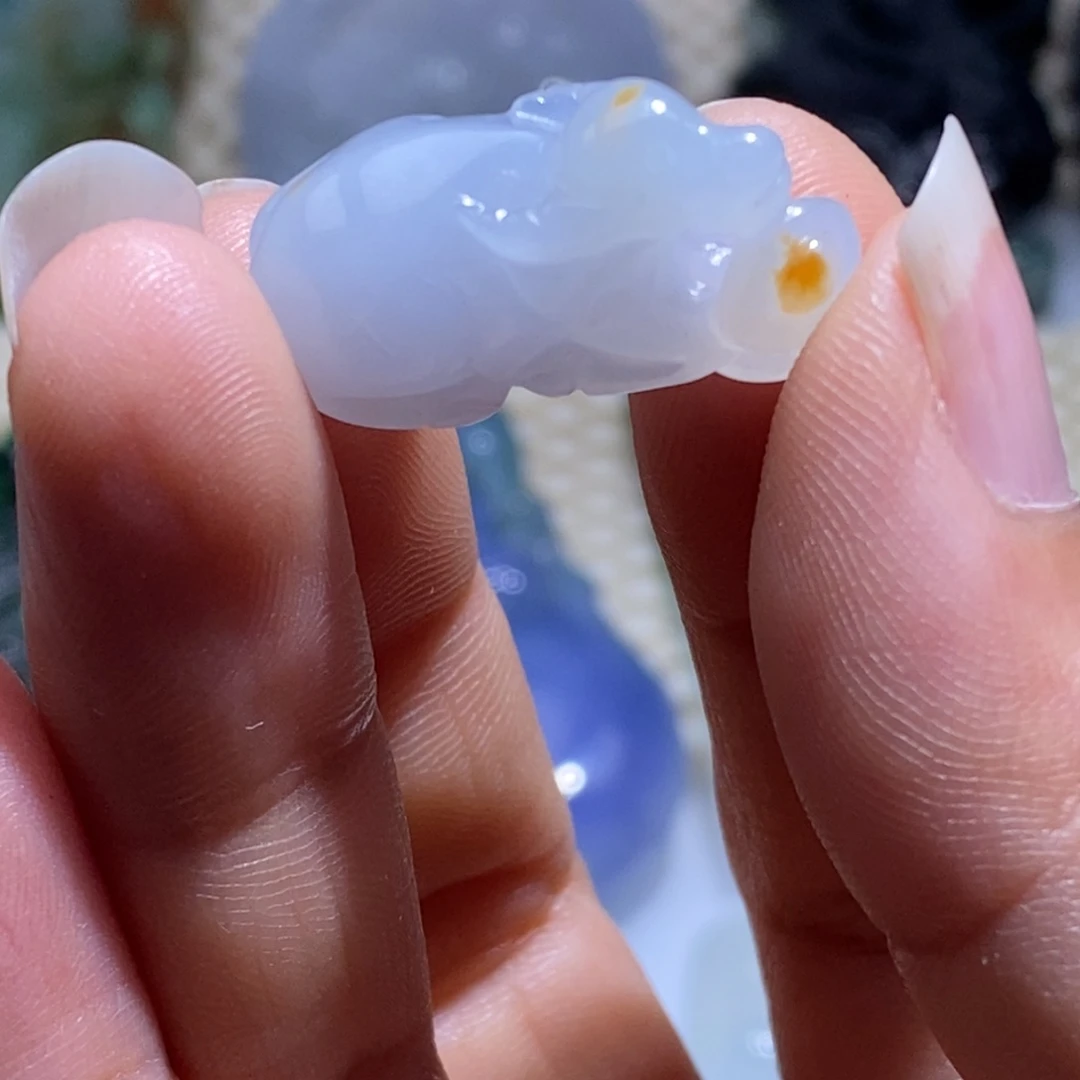 翡翠未镶嵌吊坠(不含链)牛