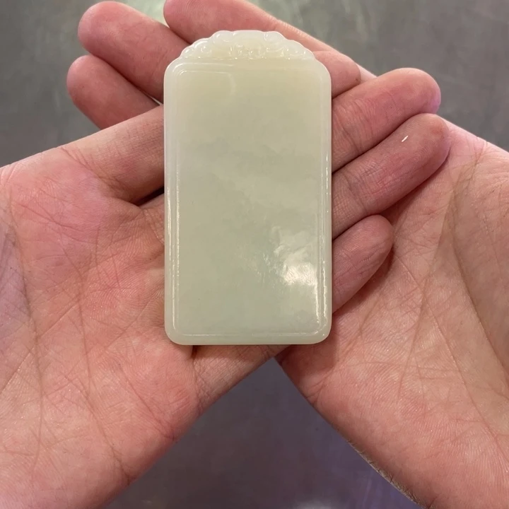 和田玉吊坠未镶嵌顺**走