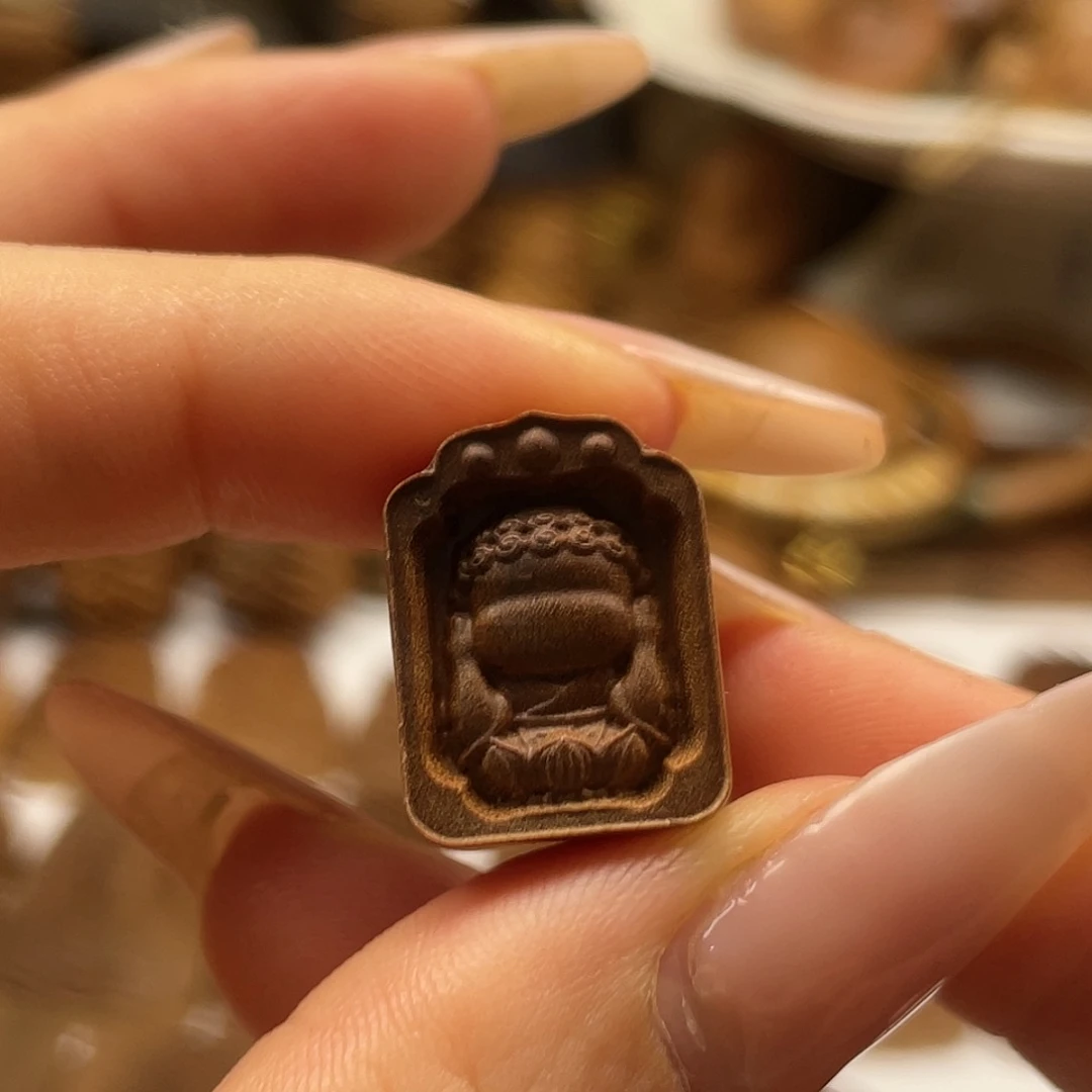 檀香木老山檀香不听佛