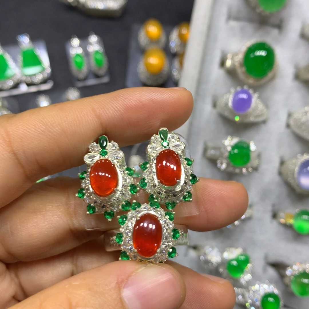 定制翡翠未镶嵌买断不退