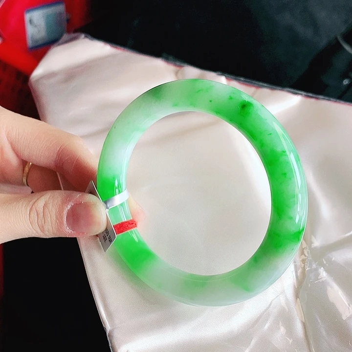 翡翠未镶嵌手镯缅甸天然a货翡翠手镯