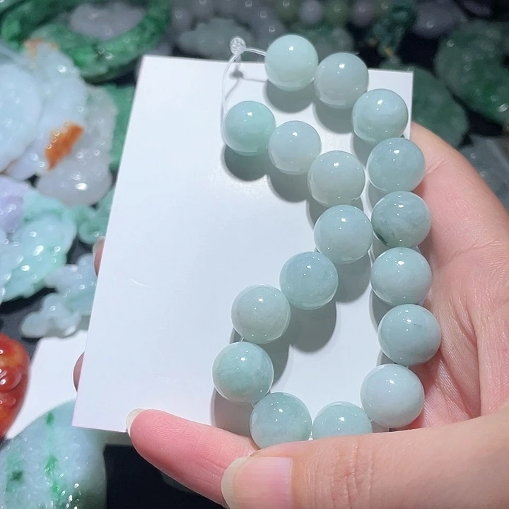 颈饰未镶嵌翡翠天