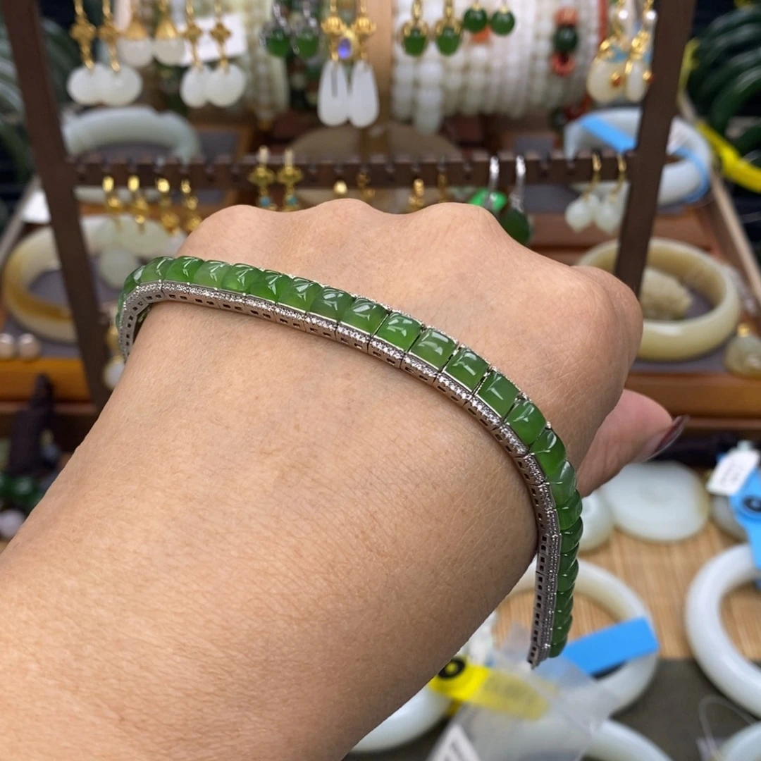 和田玉未镶嵌手链