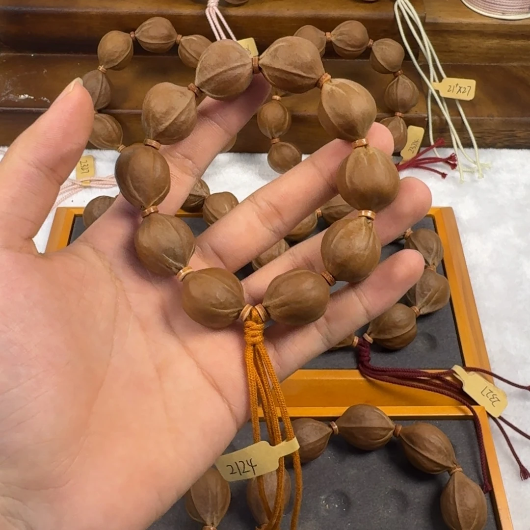 用***8橄榄核手串/手链2124墨轩铁核